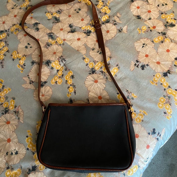 Smart little shoulder bag by Monet - Picture 2 of 4